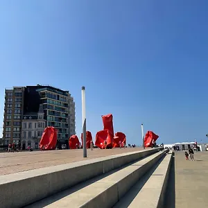 Gezellige 1 Slaapkamer, 3pers,strand,zee 50m Ostende